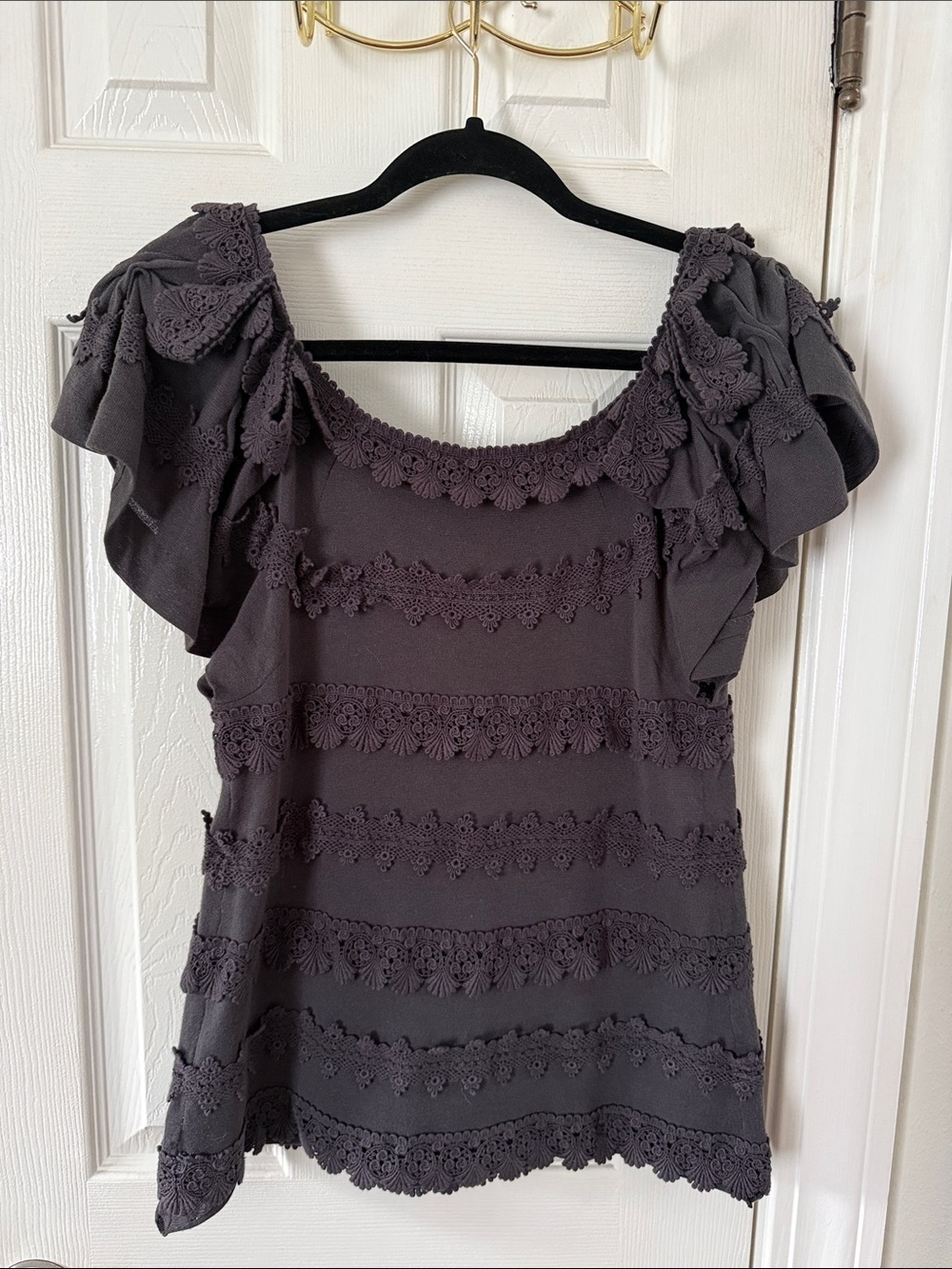 leifsdottir Lace-Trim Dark Gray Top  #527